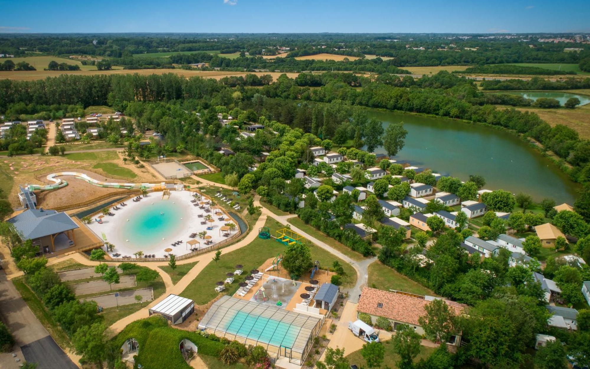 Camping Aubigny-Les Clouzeaux Aubigny  Exterior foto